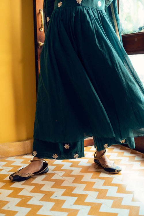 AAFREEN FLOWER GOTA YOKE GATHER DROP WAIST GATHER ANARKALI SET 0F 3 - EMERALD GREEN