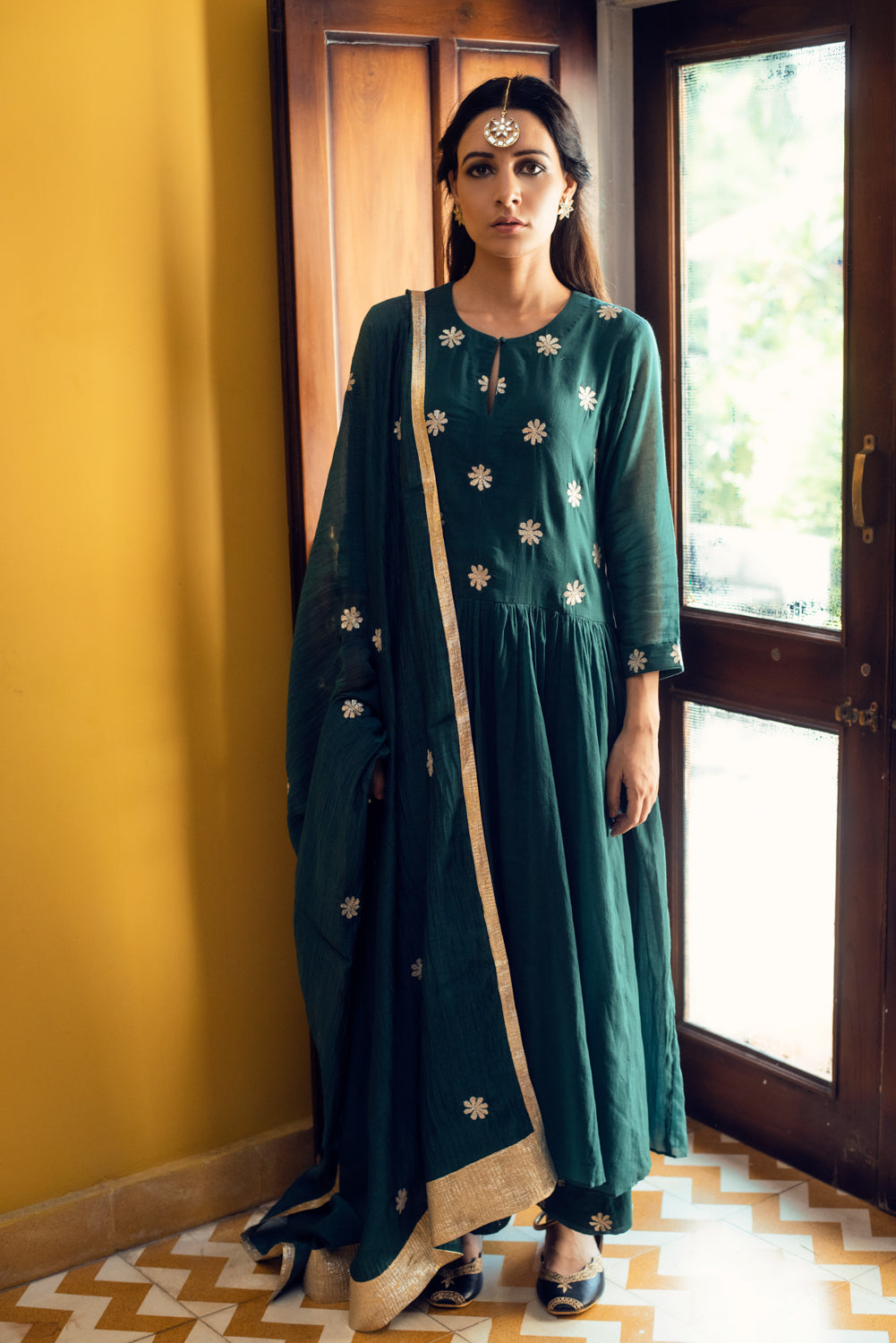AAFREEN FLOWER GOTA YOKE GATHER DROP WAIST GATHER ANARKALI SET 0F 3 - EMERALD GREEN