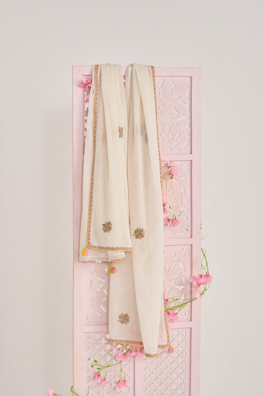 Chikankari summer 26 kora pintuck kurta with salwar and dupatta ( set of 3 ) - Ready to ship