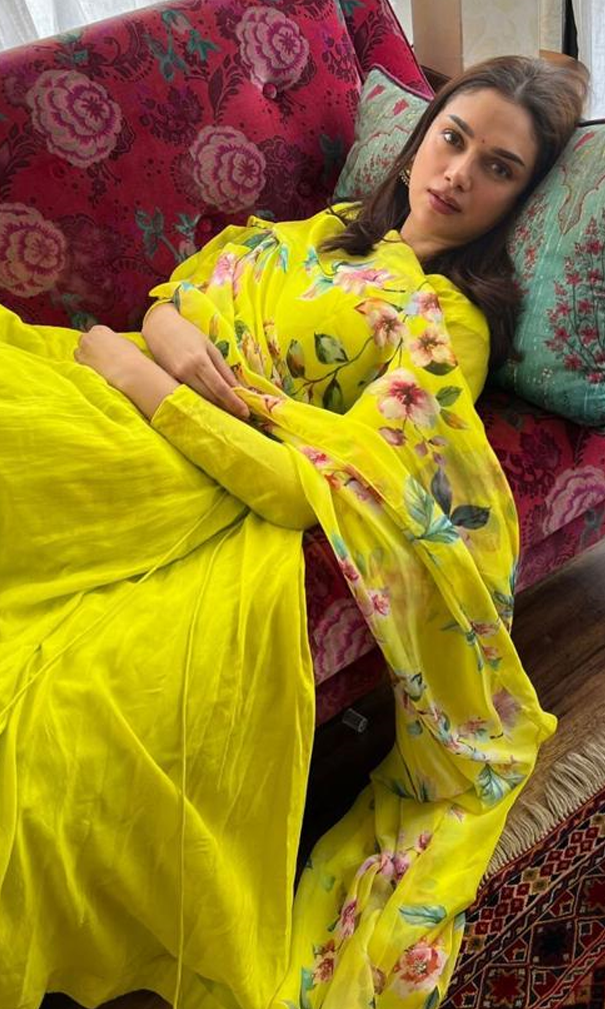 Aditi Rao Hydari In Bhanvara - RTS