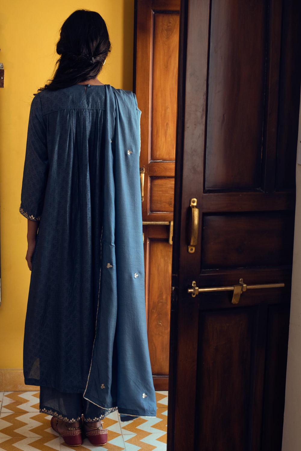 AAFREEN GREY BLUE GOTA PATTI YOKE SET OF 3