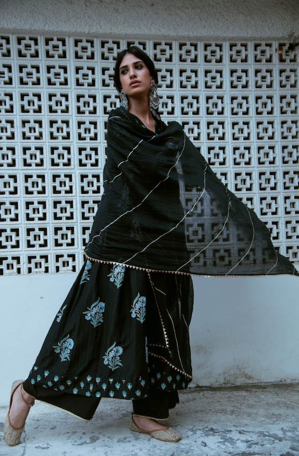 AAFREEN BLACK BLOCK PRINTED LONG KURTA PALAZZO SET