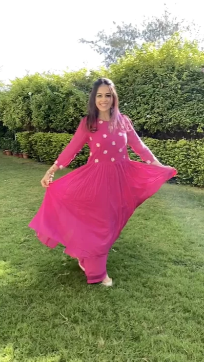 GENELIA D'SOUZA IN AAFREEN FLOWER GOTA YOKE GATHER DROP WAIST GATHER ANARKALI SET 0F 3  - RANI PINK