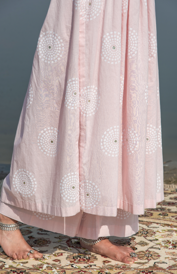 MASAKALI PALE PINK BANDHANI YOKE GATHERED SUIT WITH MUL DUPATTA - SET OF 3 - Ready to ship