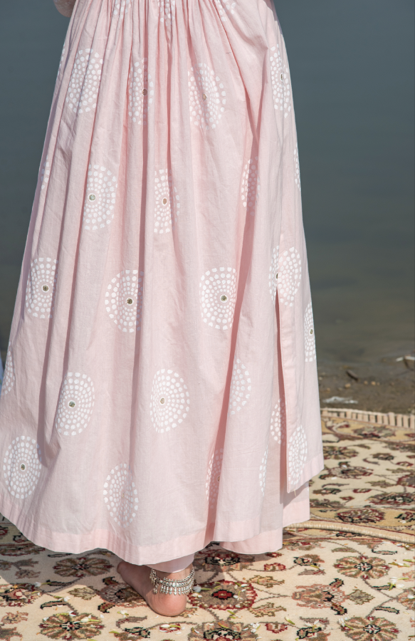 MASAKALI PALE PINK BANDHANI YOKE GATHERED SUIT WITH MUL DUPATTA - SET OF 3 - Ready to ship