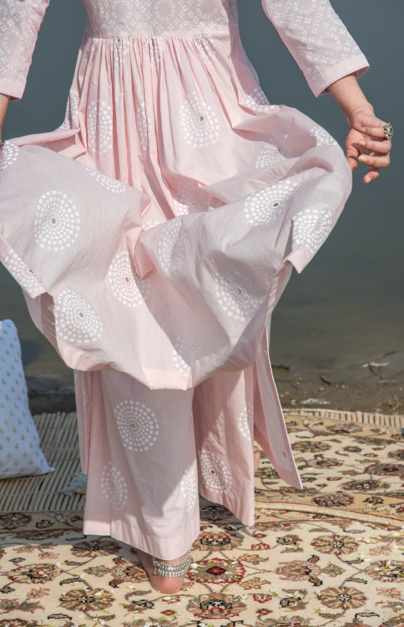 MASAKALI PALE PINK BANDHANI YOKE GATHERED SUIT WITH MUL DUPATTA - SET OF 3 - Ready to ship
