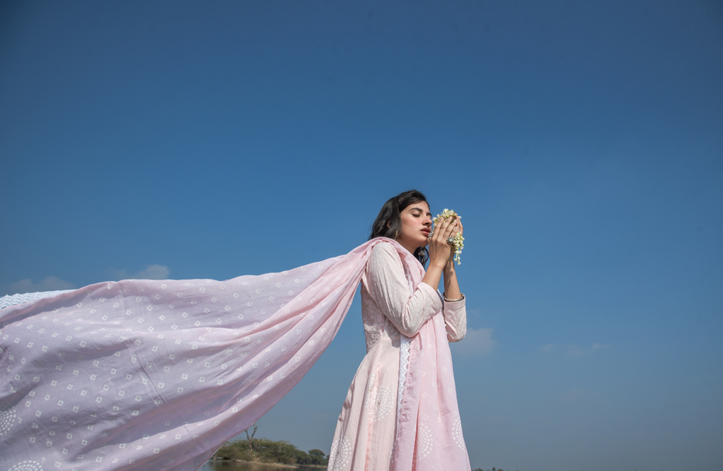 MASAKALI PALE PINK BANDHANI YOKE GATHERED SUIT WITH MUL DUPATTA - SET OF 3 - Ready to ship