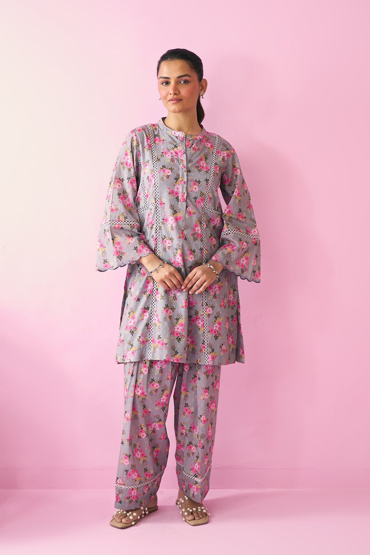 Summer Essentials 26 Grey Floral Co-Ord Set ( Set Of 2 ) - Ready to ship